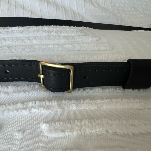 Like New Limited Edition Portland Leather Circle Crossbody Blossom Small - Picture 11 of 11